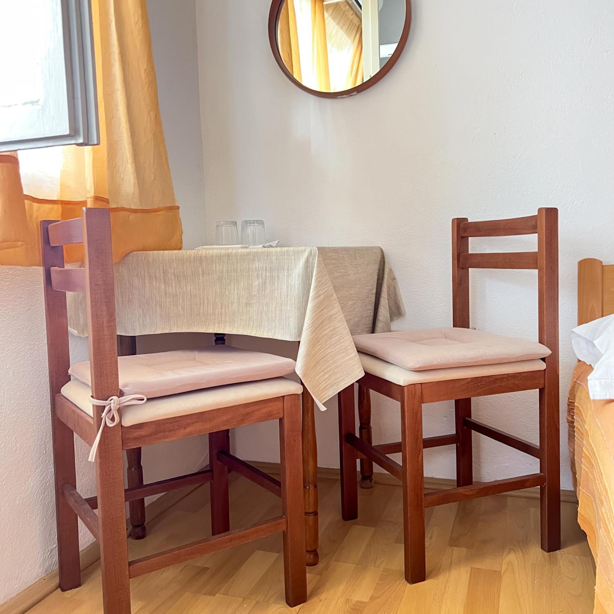 Seaside Apartments And Rooms 巴什卡沃达 外观 照片