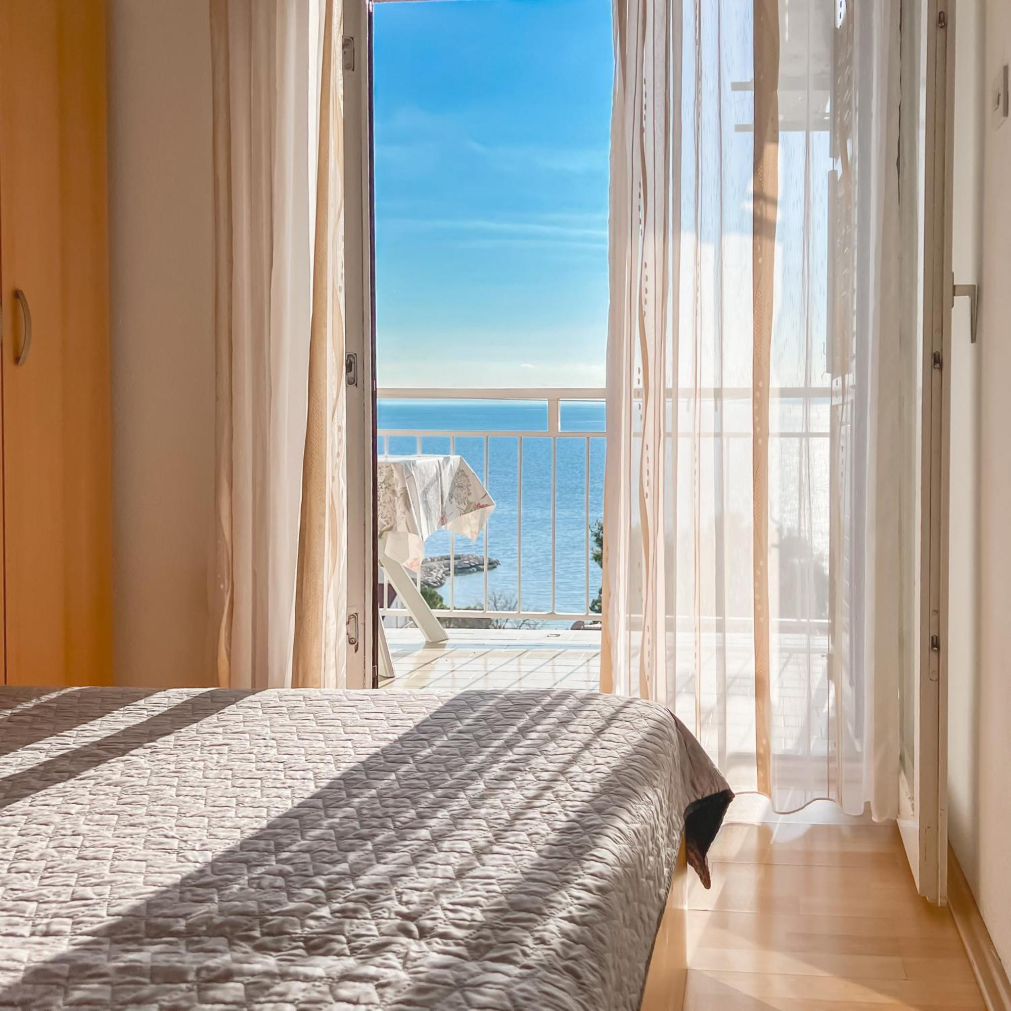 Seaside Apartments And Rooms 巴什卡沃达 外观 照片