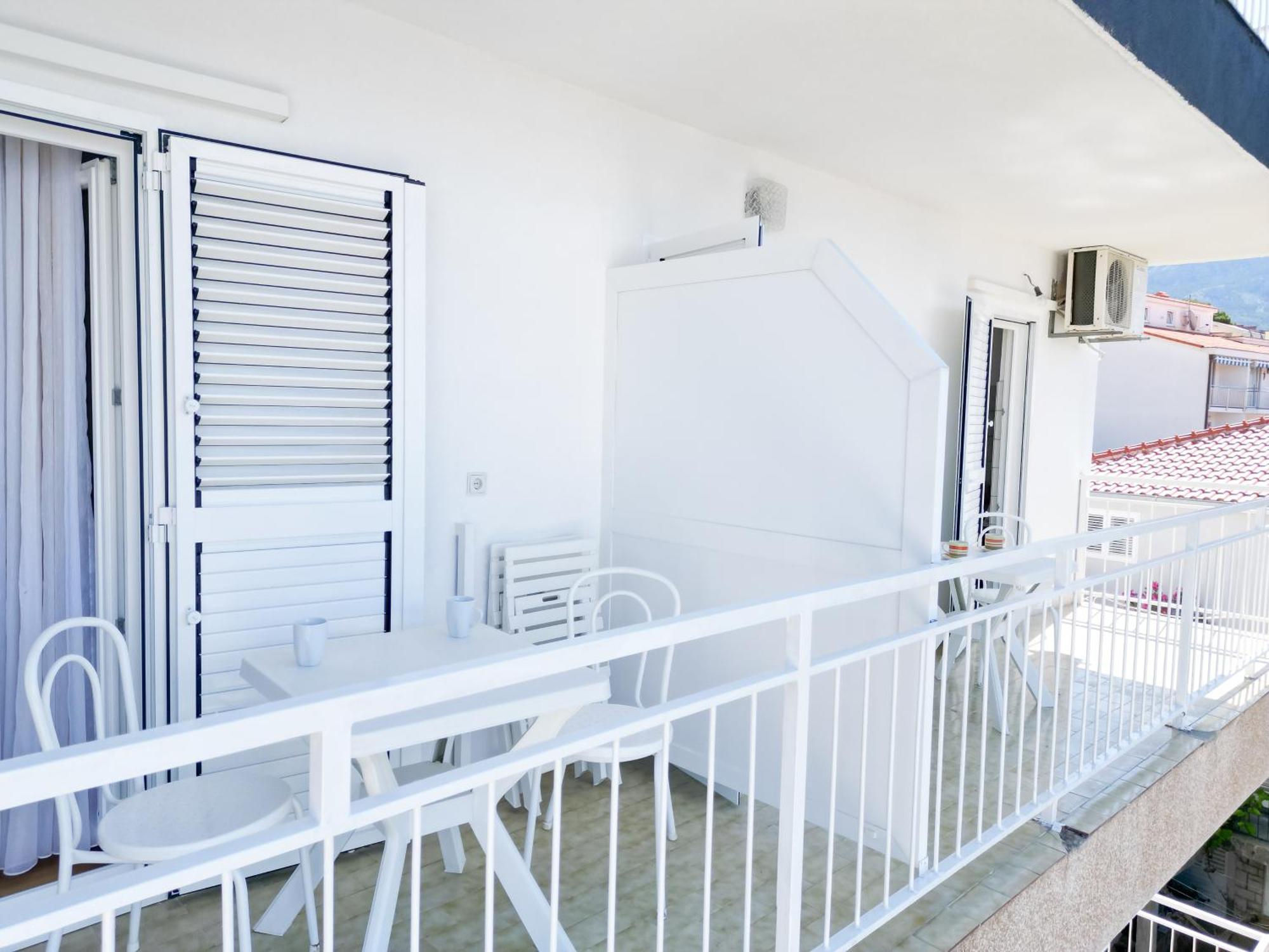 Seaside Apartments And Rooms 巴什卡沃达 外观 照片