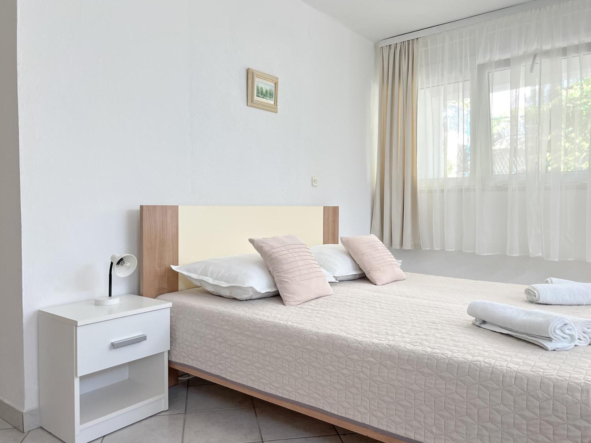 Seaside Apartments And Rooms 巴什卡沃达 外观 照片